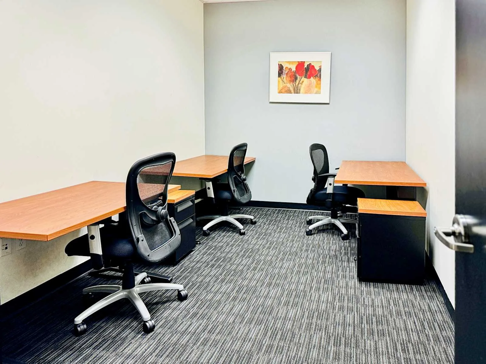 Regus WA, Bellevue - Redmond Center, Private office, 3 desks, Bellevue, WA