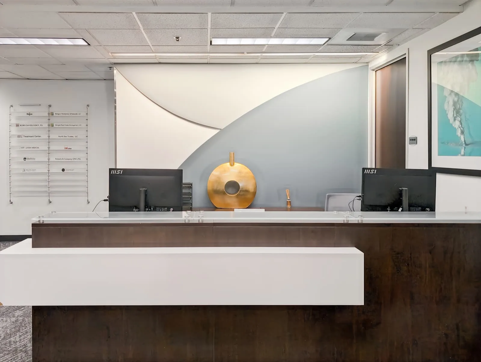 Regus WA, Mountlake Terrace - Redstone Corporate Center, Reception, Mountlake Terrace, WA