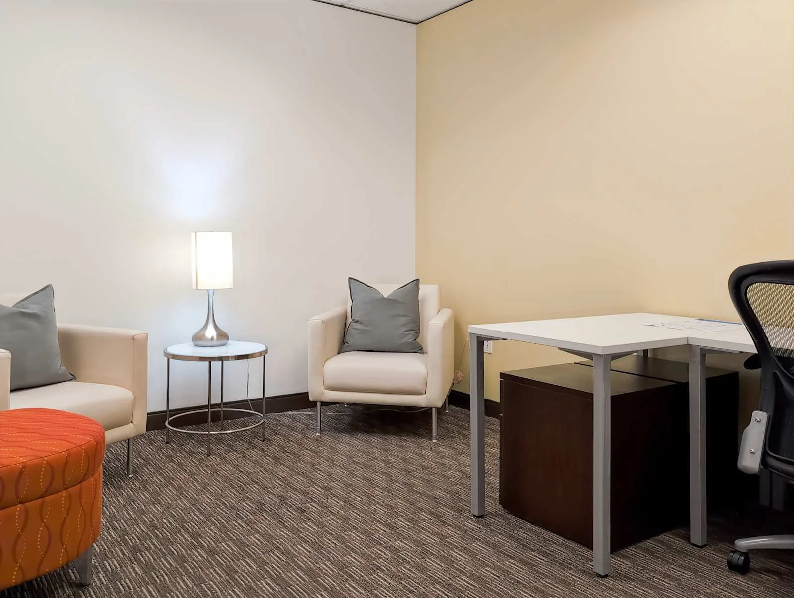 Regus WA, Mountlake Terrace - Redstone Corporate Center, Private office, 1 desk, Mountlake Terrace, WA