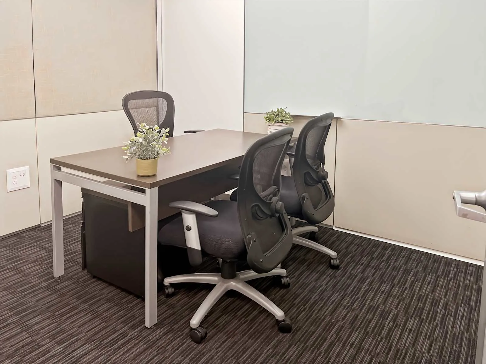 Regus WA, Renton - Triton Towers Three, Private office, 1 desk, Renton, WA