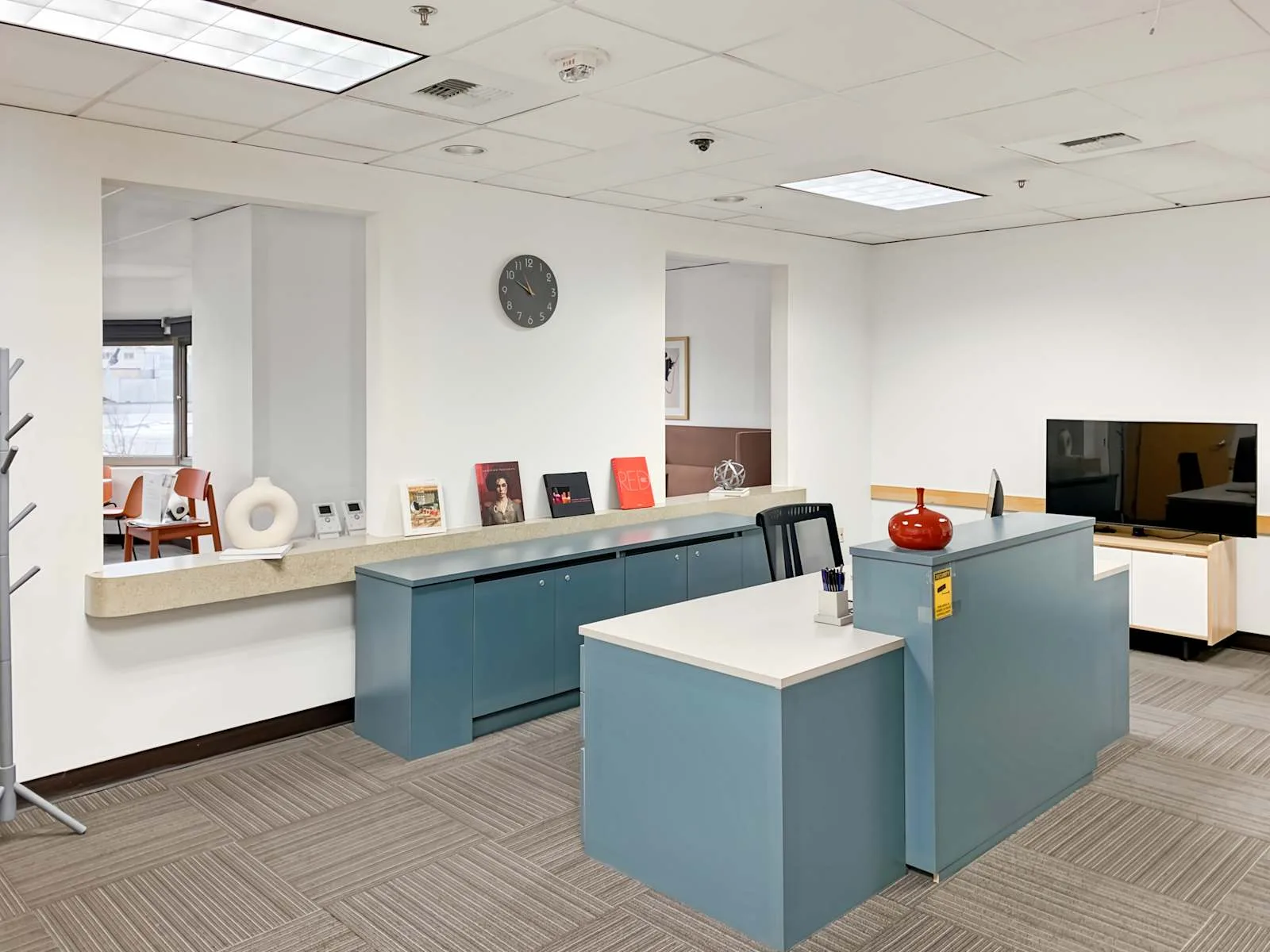 Regus WA, Seattle - 2nd Ave, Reception, Seattle, WA