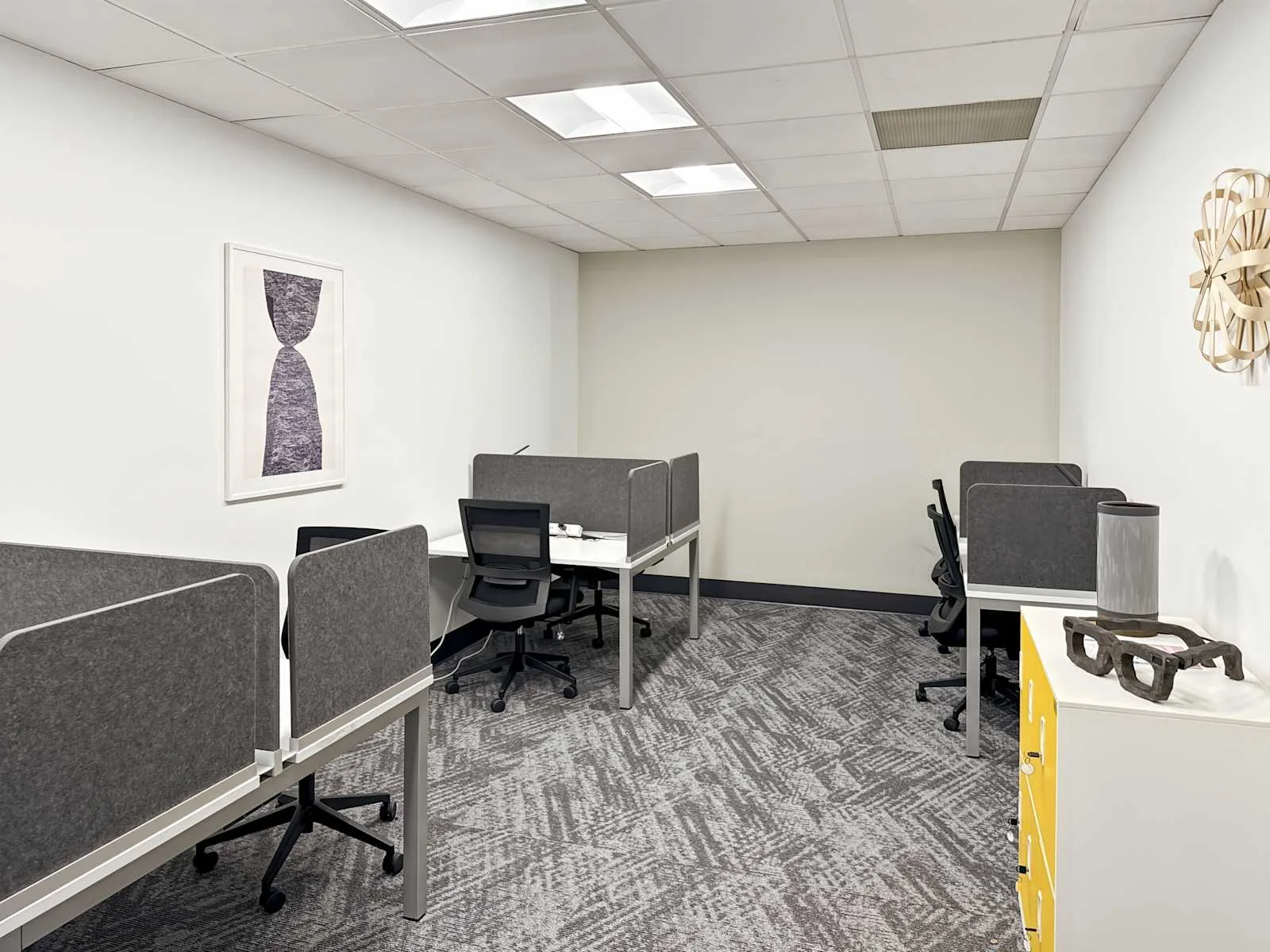 Regus WA, Seattle - Gem Plaza, Private office, 5 desks, Seattle, WA