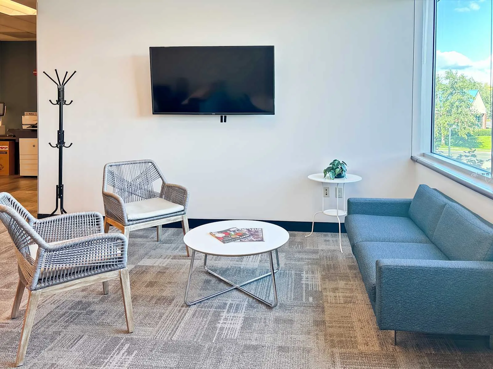 Regus WA, Vancouver - ELW Building, Lounge, Vancouver, WA