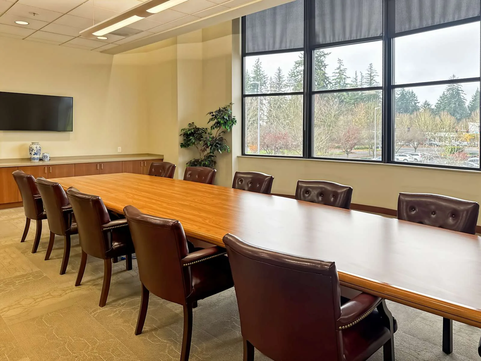 Regus WA, Vancouver - NE 136th Ave, Meeting room for 12 people, Vancouver, WA