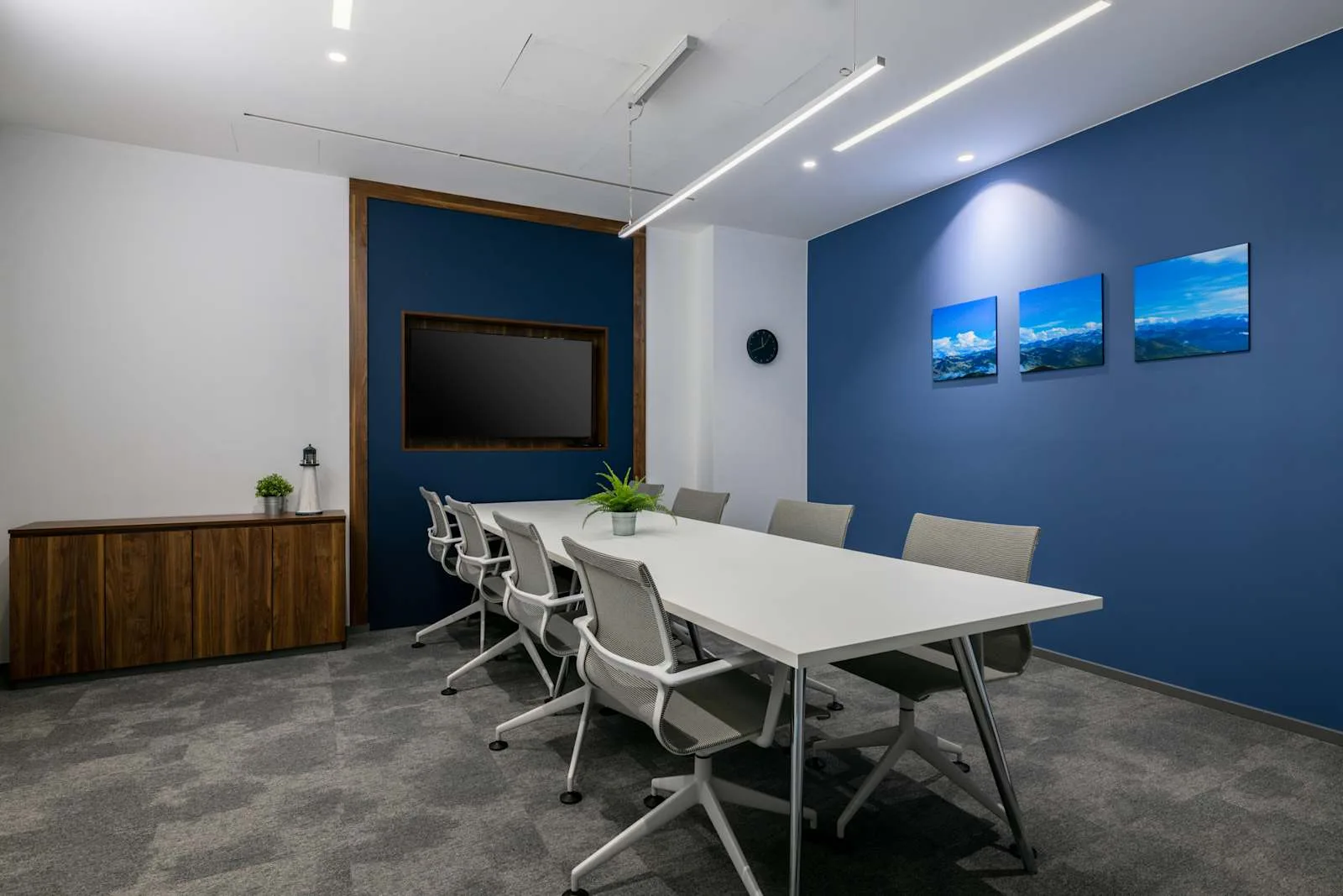 Regus WARSAW, Villa Metro Wilanowska, Meeting room for 8 people, Warsaw