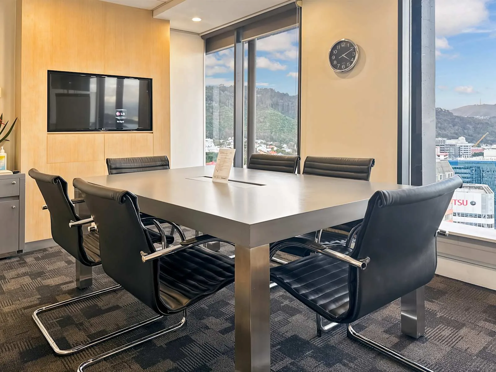 Regus WELLINGTON, Plimmer Towers, Meeting room for 6 people, Wellington