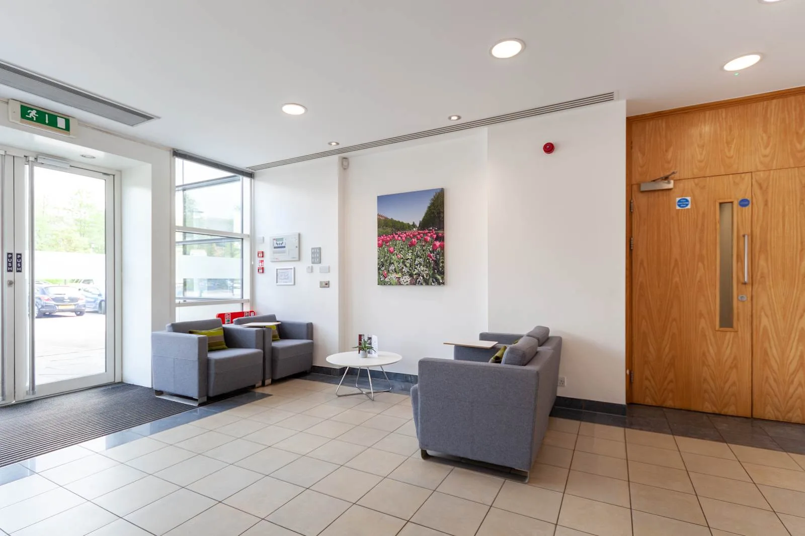 Regus WELWYN GARDEN CITY, Welwyn Falcon Gate, Reception, Welwyn Garden City
