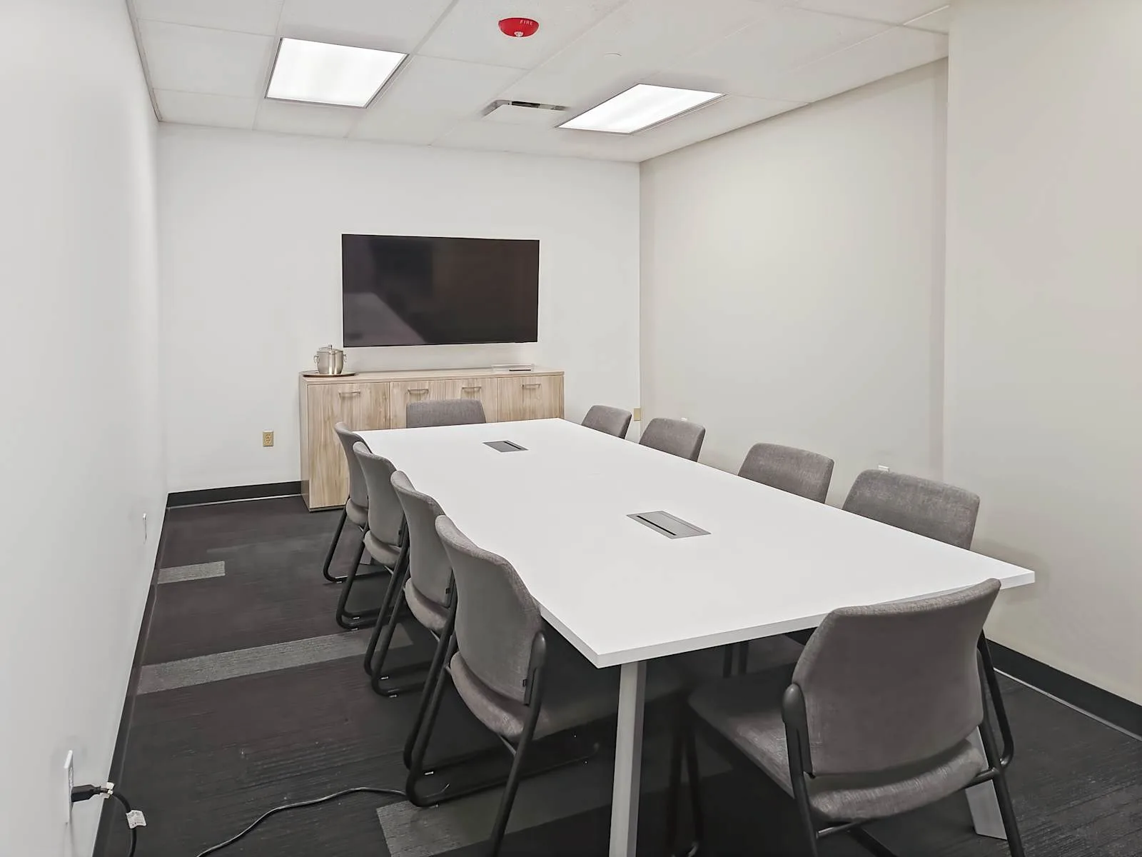 Regus WI, Appleton - W College Ave, Meeting room for 9 people, Appleton, WI