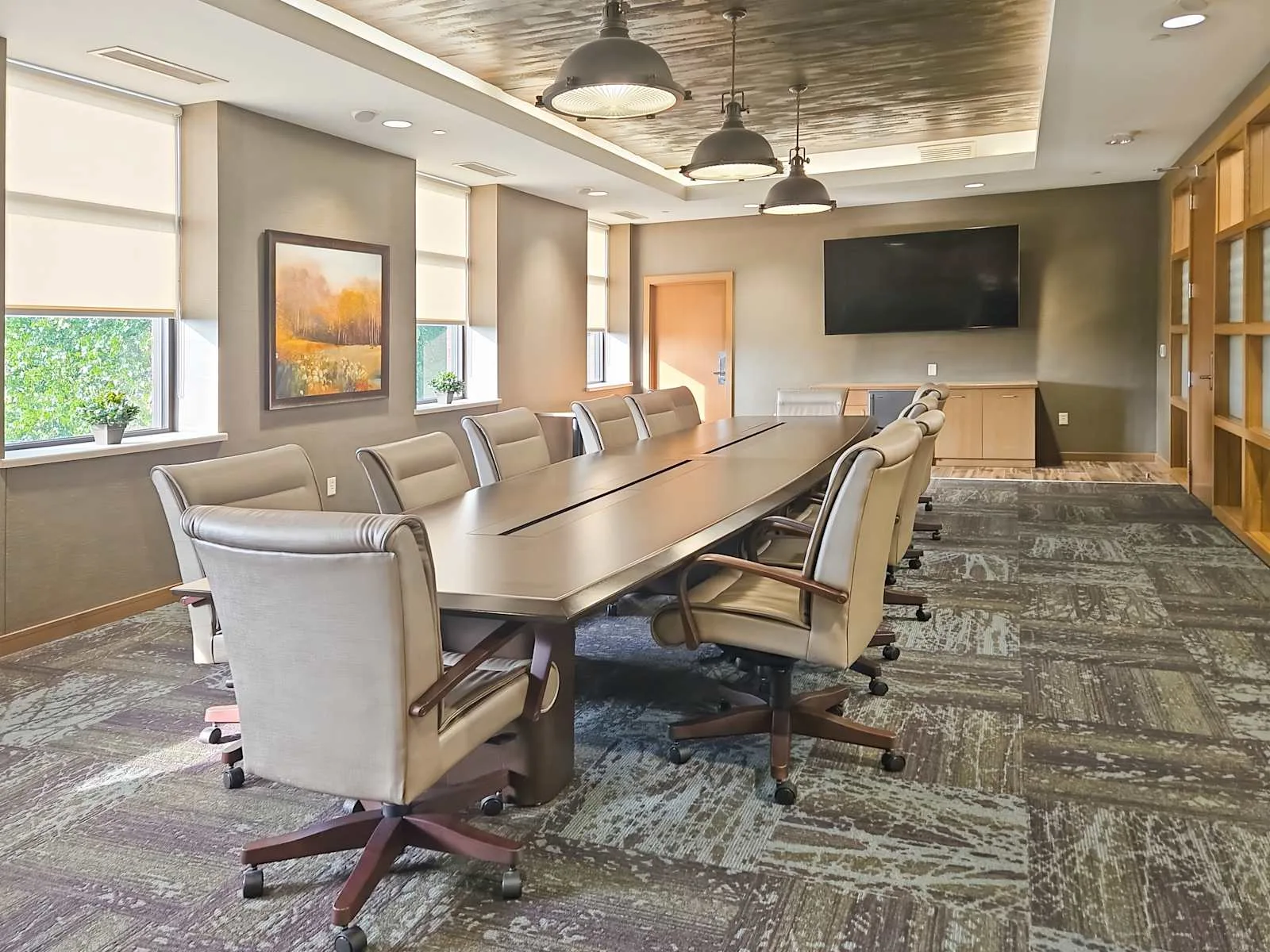 Regus WI, Eau Claire - Oakwood Mall Dr, Meeting room for 12 people, Eau Claire, WI
