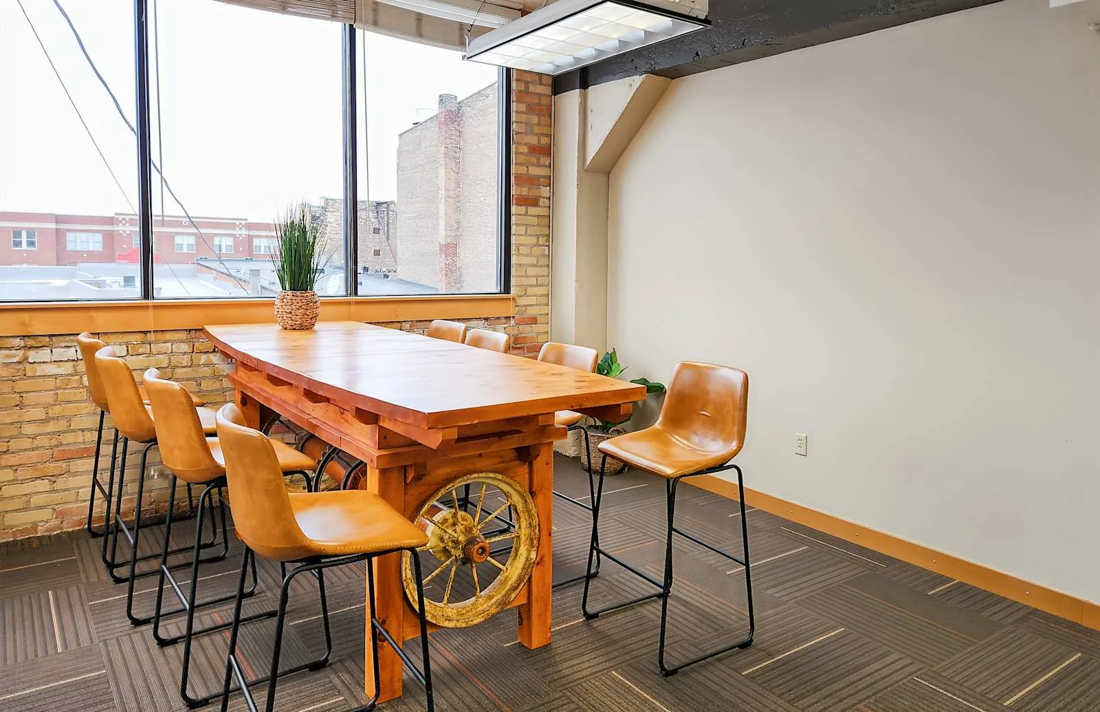 Regus WI, Green Bay - Adams St, Meeting room for 8 people, Green Bay, WI