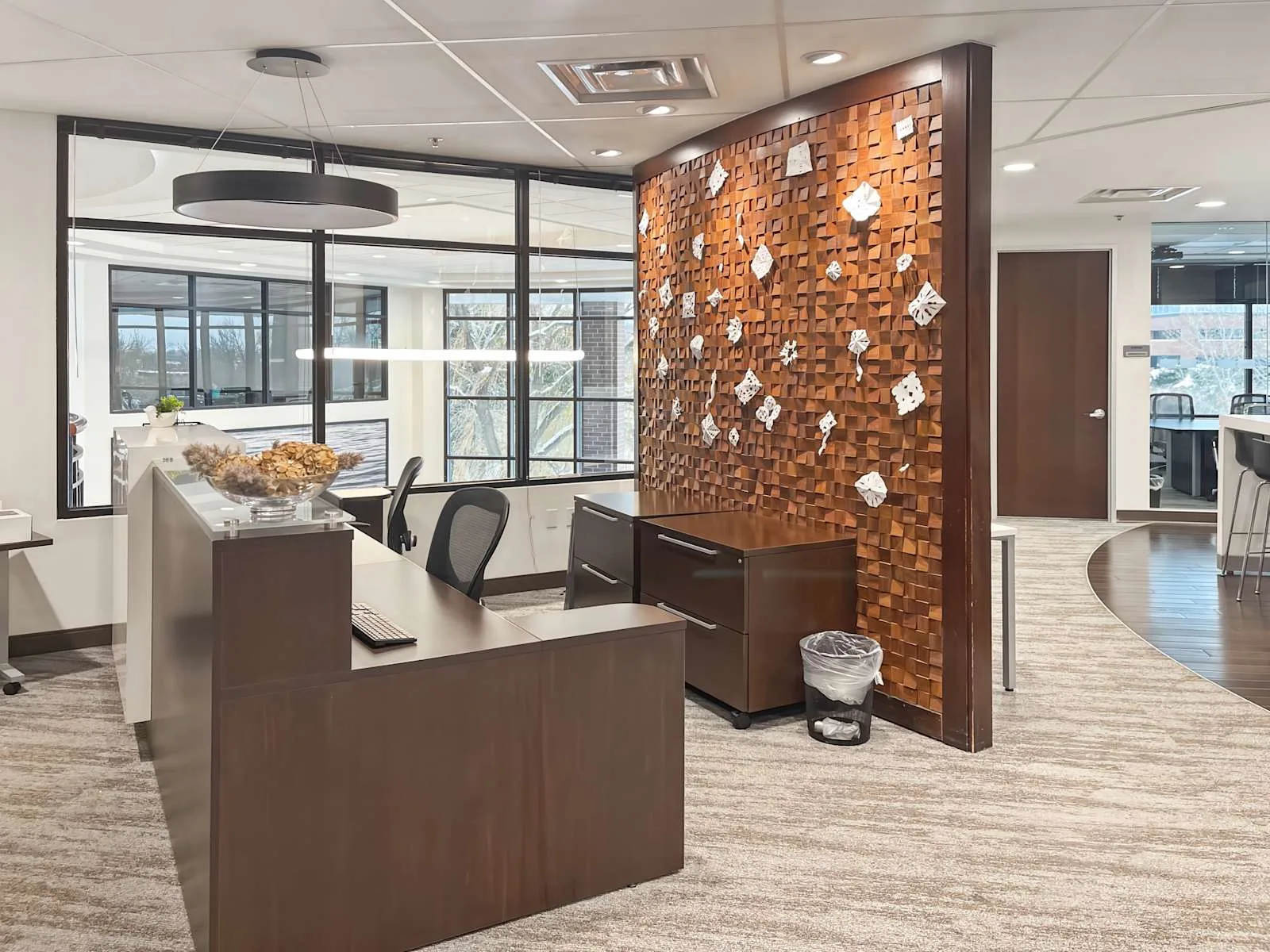 Regus WI, Milwaukee - Liberty 1 at Park Place, Reception, Glendale, WI