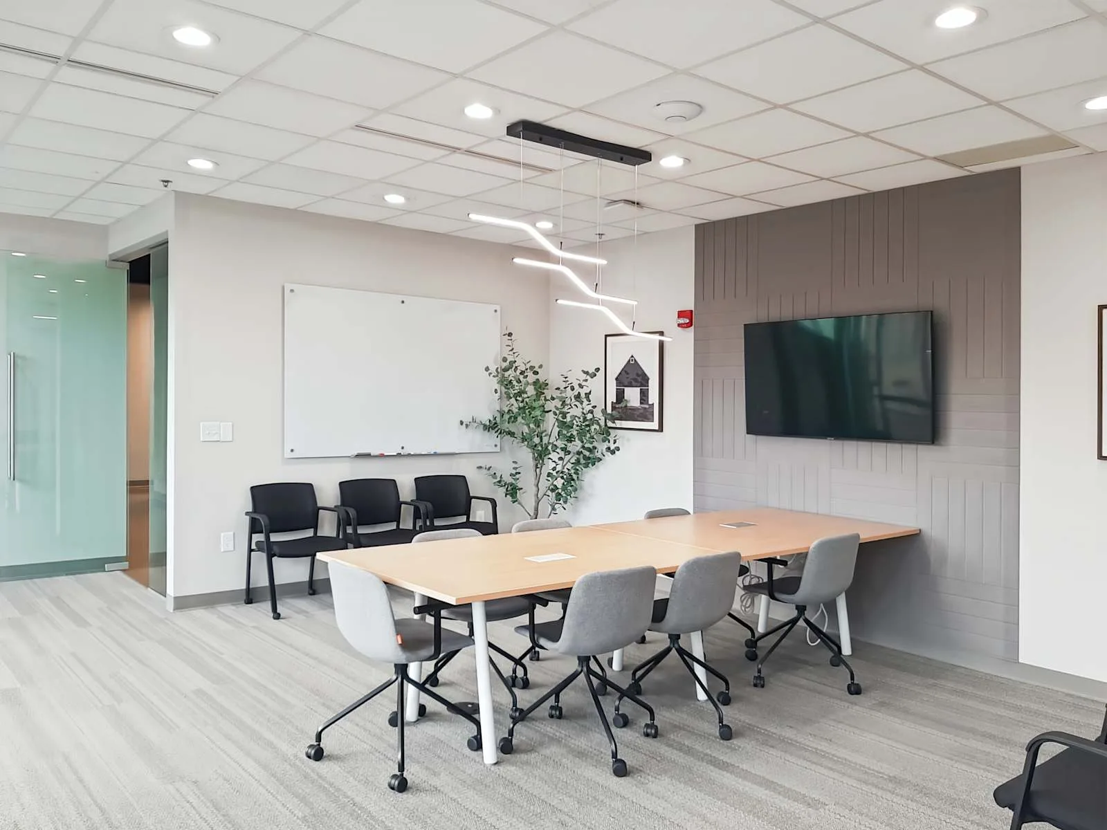 Regus WI, Milwaukee - S 1st Street, Meeting room for 8 people, Milwaukee, WI