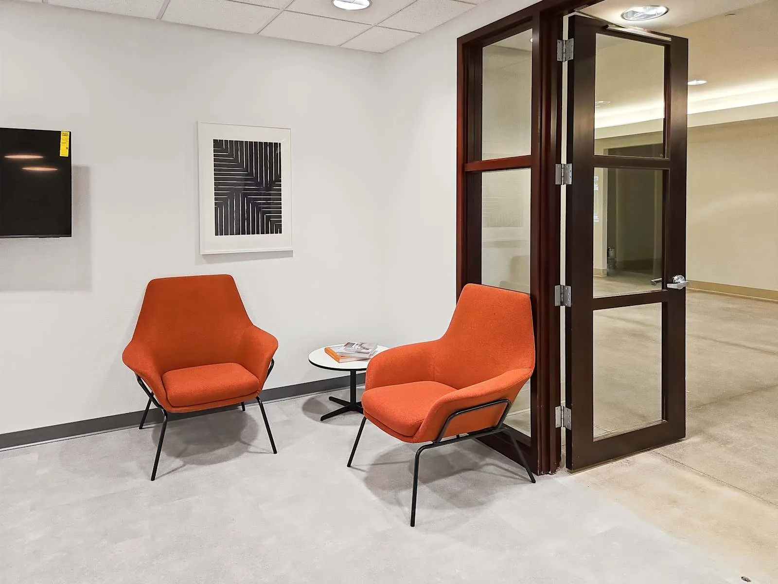 Regus WI, Wausau - Scott St, Lounge, Wausau, WI