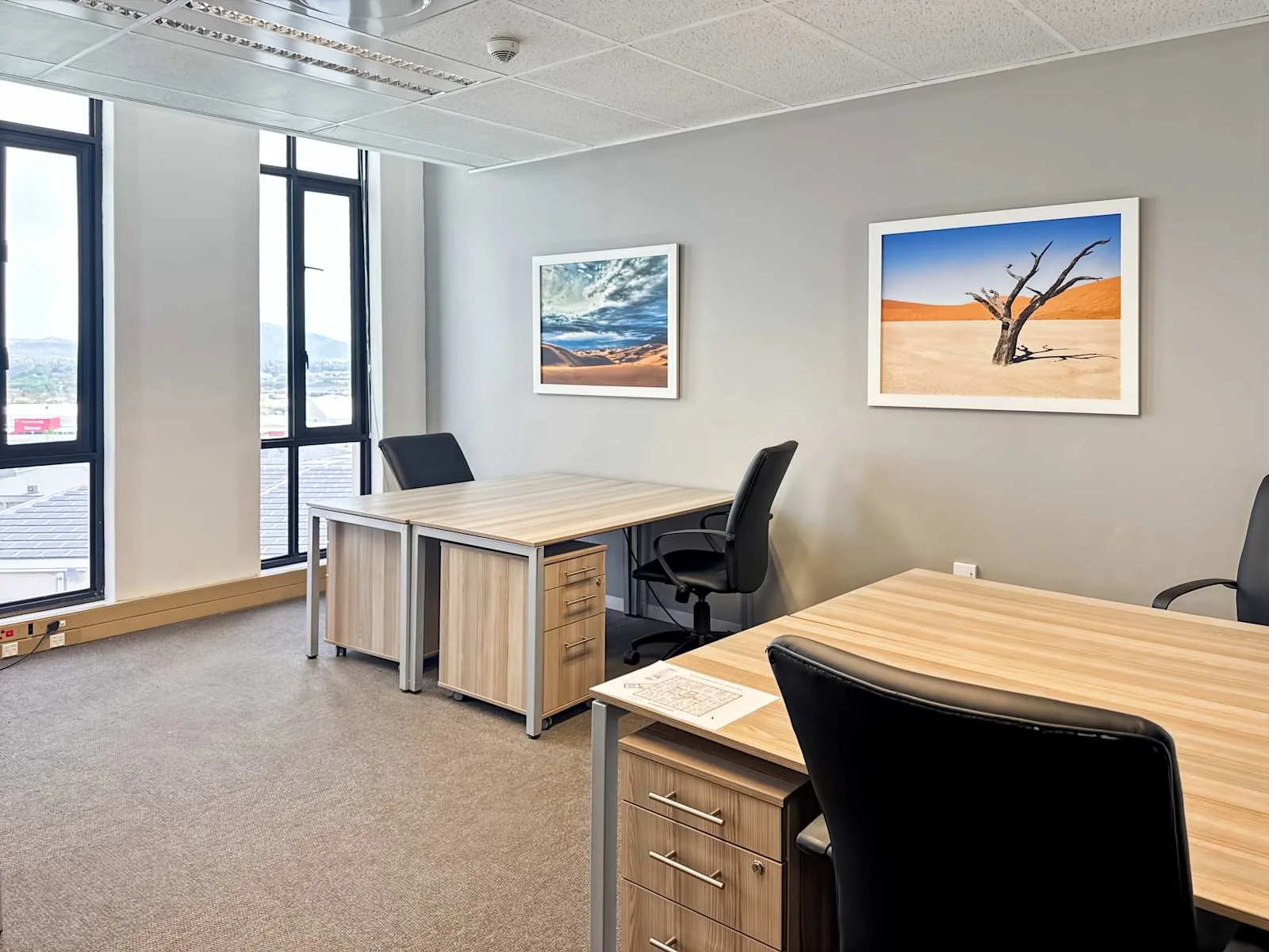 Regus WINDHOEK, Maerua Mall, Private office, 4 desks, Windhoek