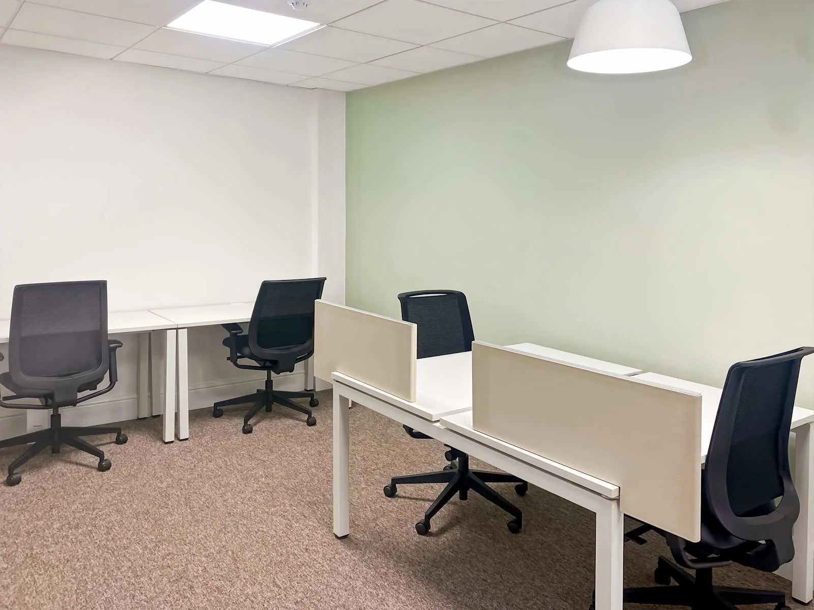 Regus WORCESTER, Whittington Hall, Private office, 4 desks, Worcester