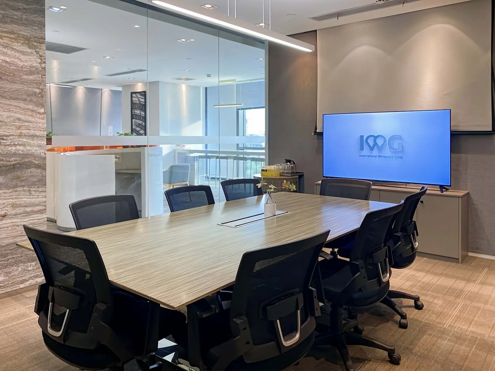 Regus WUHAN, Wuhan Tiandi – Corporate Center 5, Meeting room for 8 people, Wuhan
