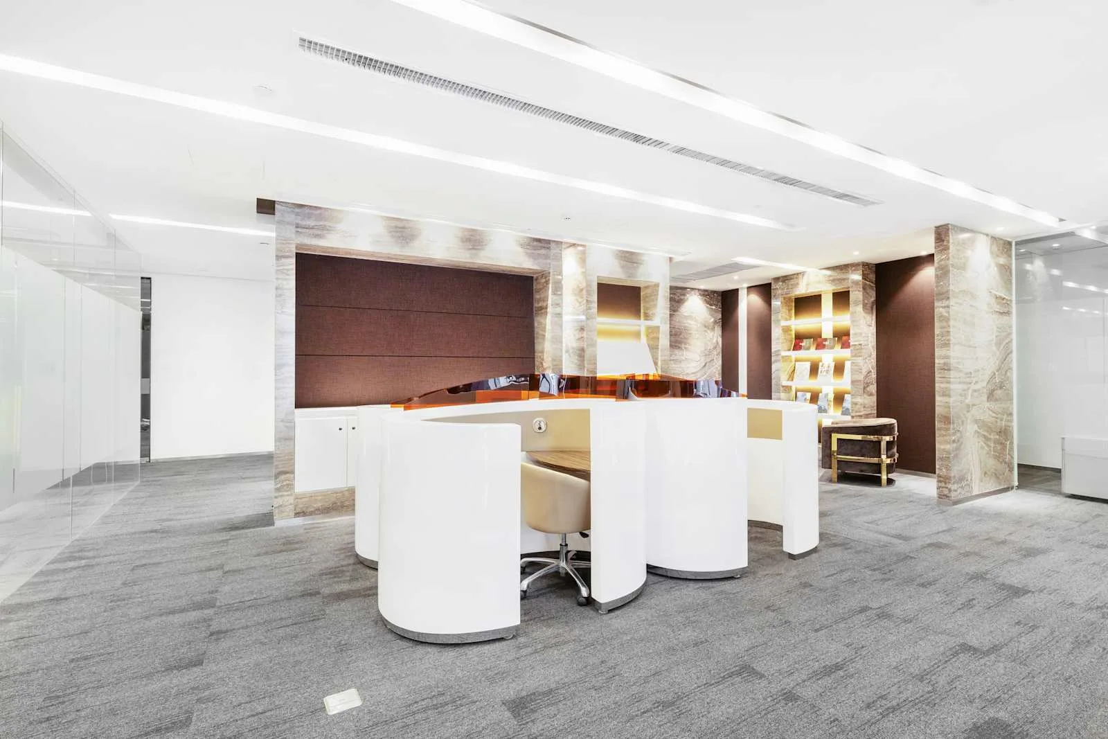 Regus XI’AN,  IEC Vanke Centre、联合办公空间、西安市