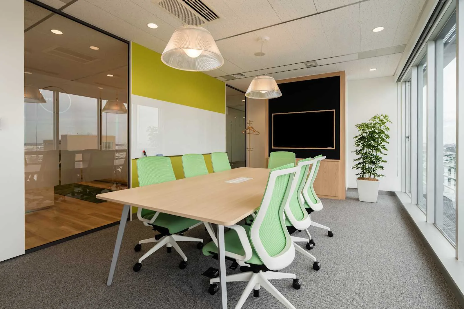 Regus YOKOHAMA, Shin-Yokohama Square, Meeting room for 8 people, Yokohama