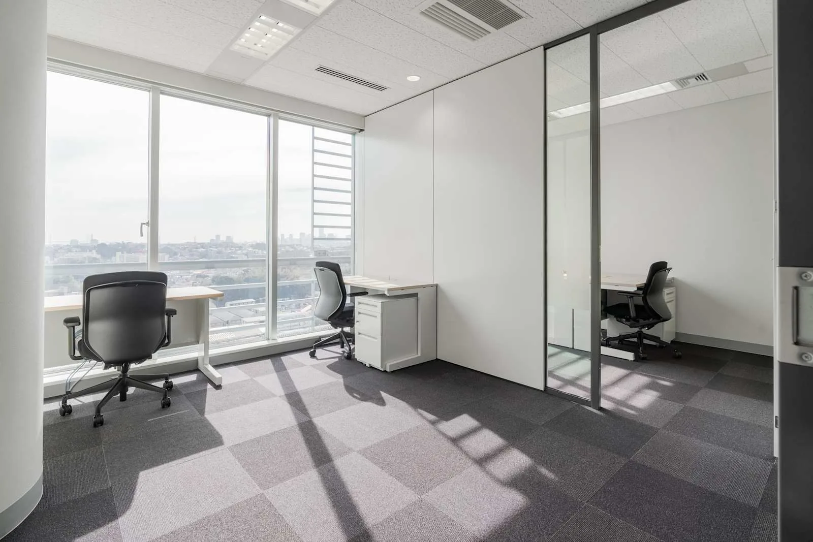 Regus YOKOHAMA, Shin-Yokohama Square, Private office, 2 desks, Yokohama