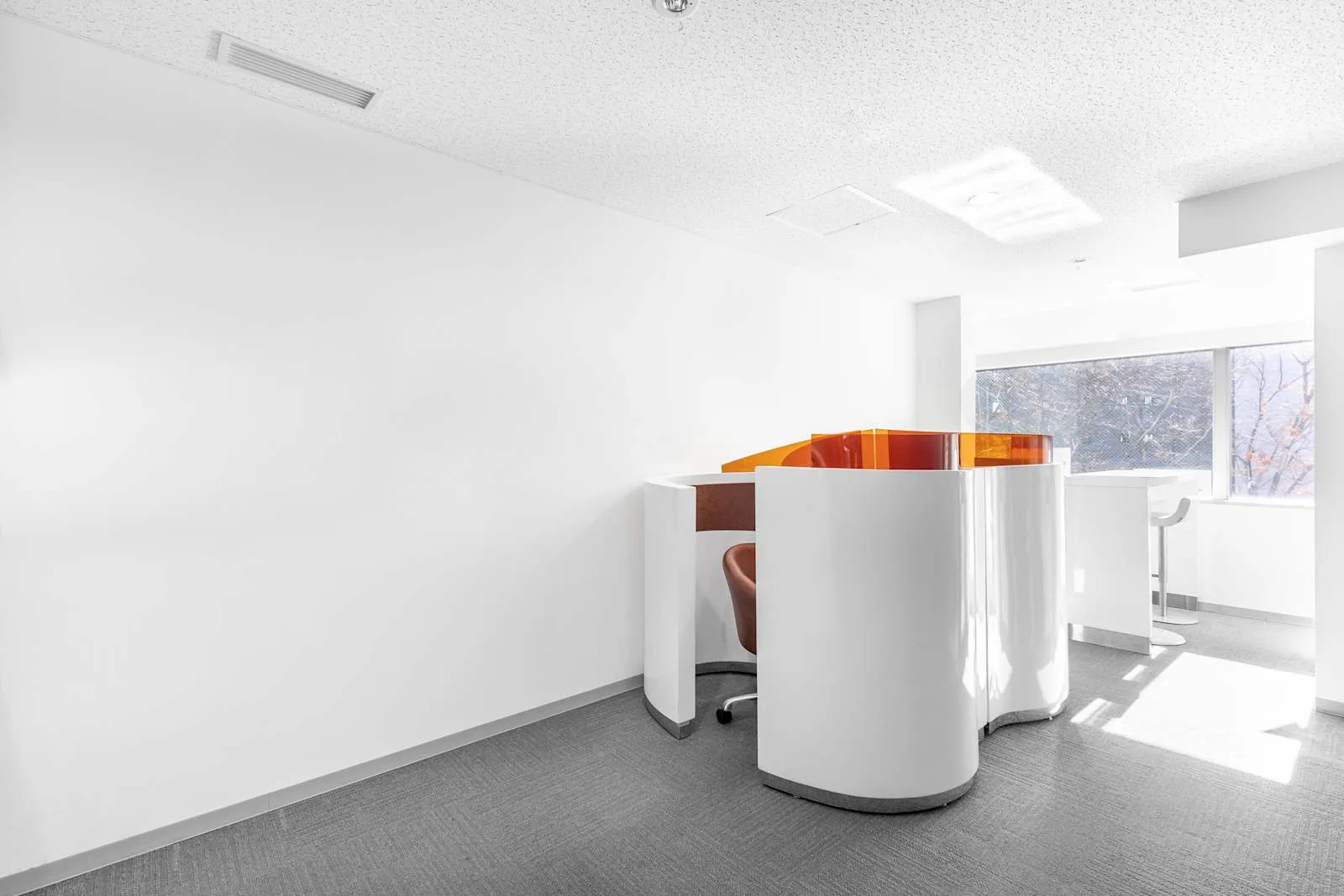Regus YOKOHAMA, Shin-Yokohama Wise Next, Phone booth, Yokohama
