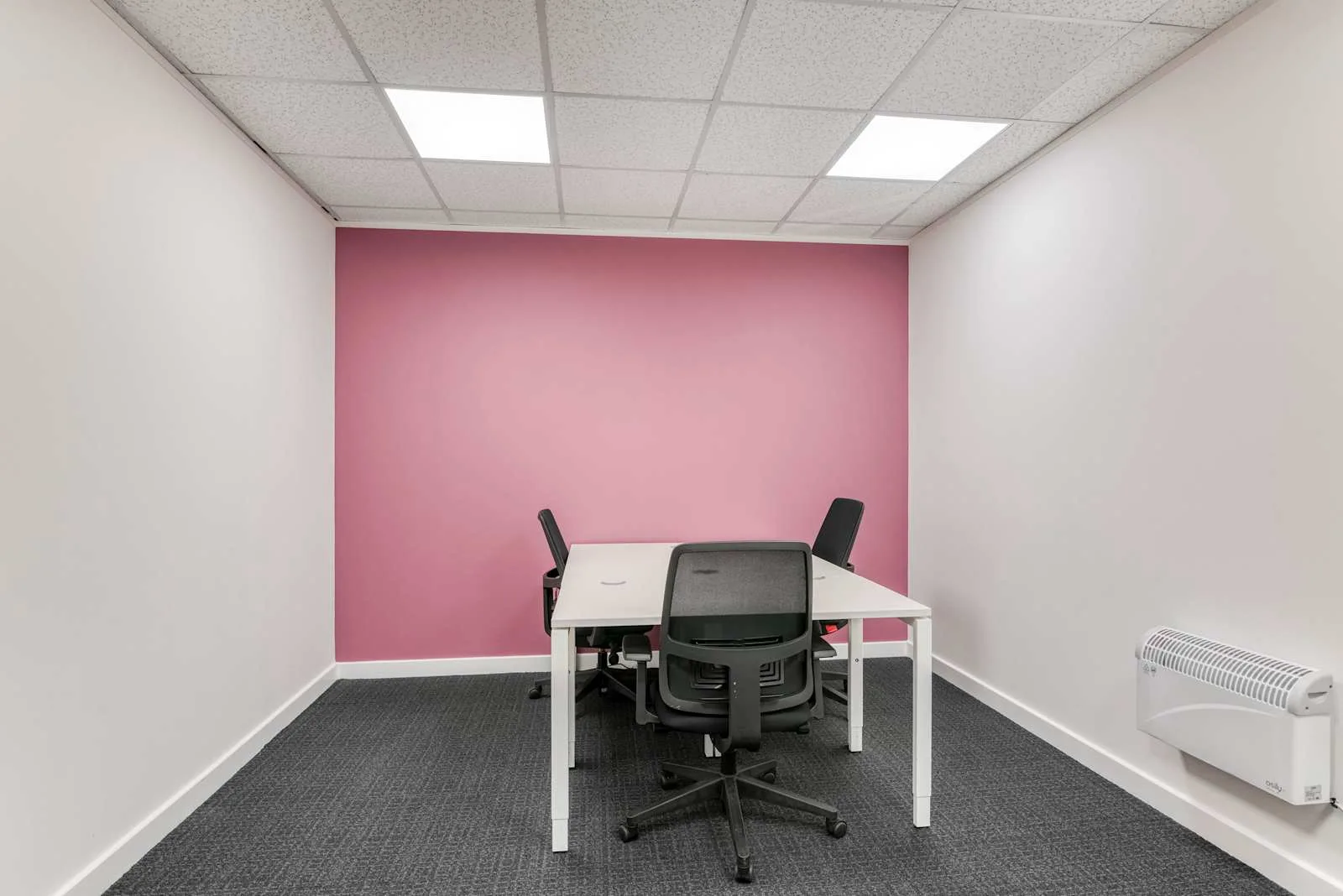 Regus YORK, Tower Court, Private office, 4 desks, York