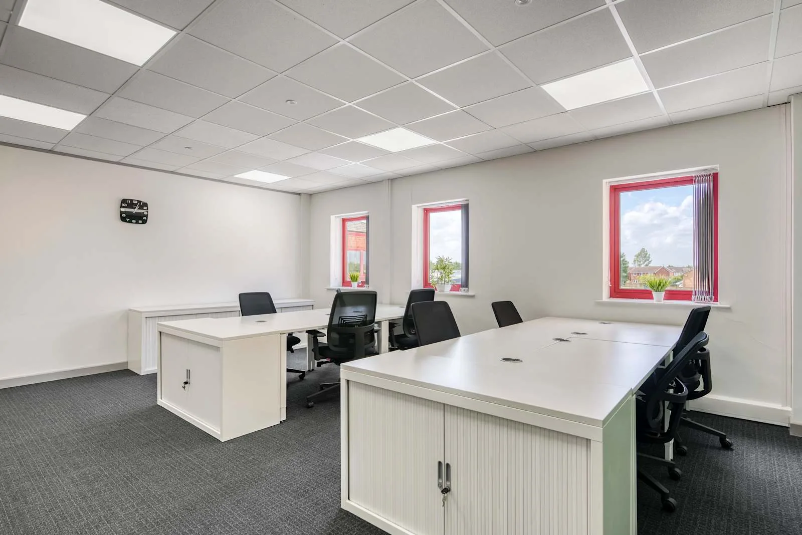 Regus YORK, Tower Court, Private office, 6 desks, York