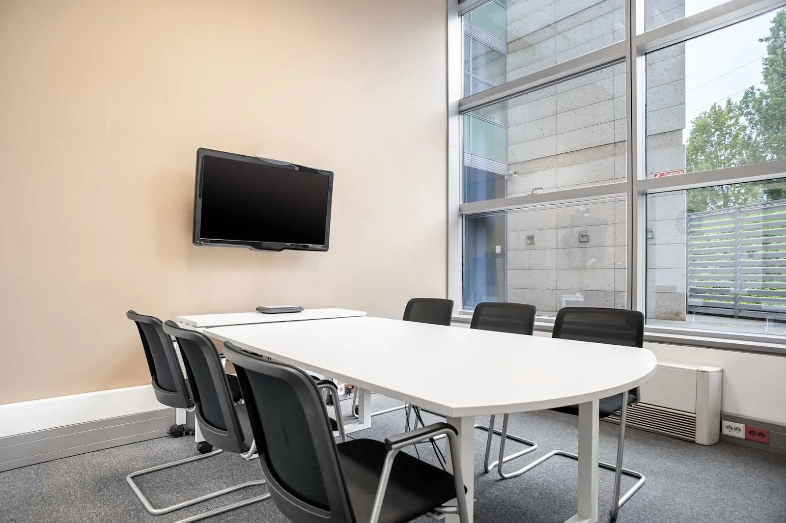 Regus ZAGREB, Savska EUR, Meeting room for 6 people, Zagreb