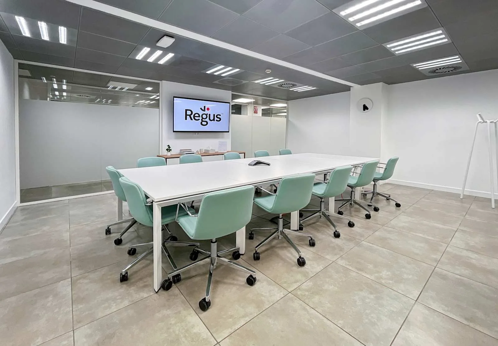Regus Zaragoza, Alfonso I, Sala de reuniões para 12 pessoas, Zaragoza