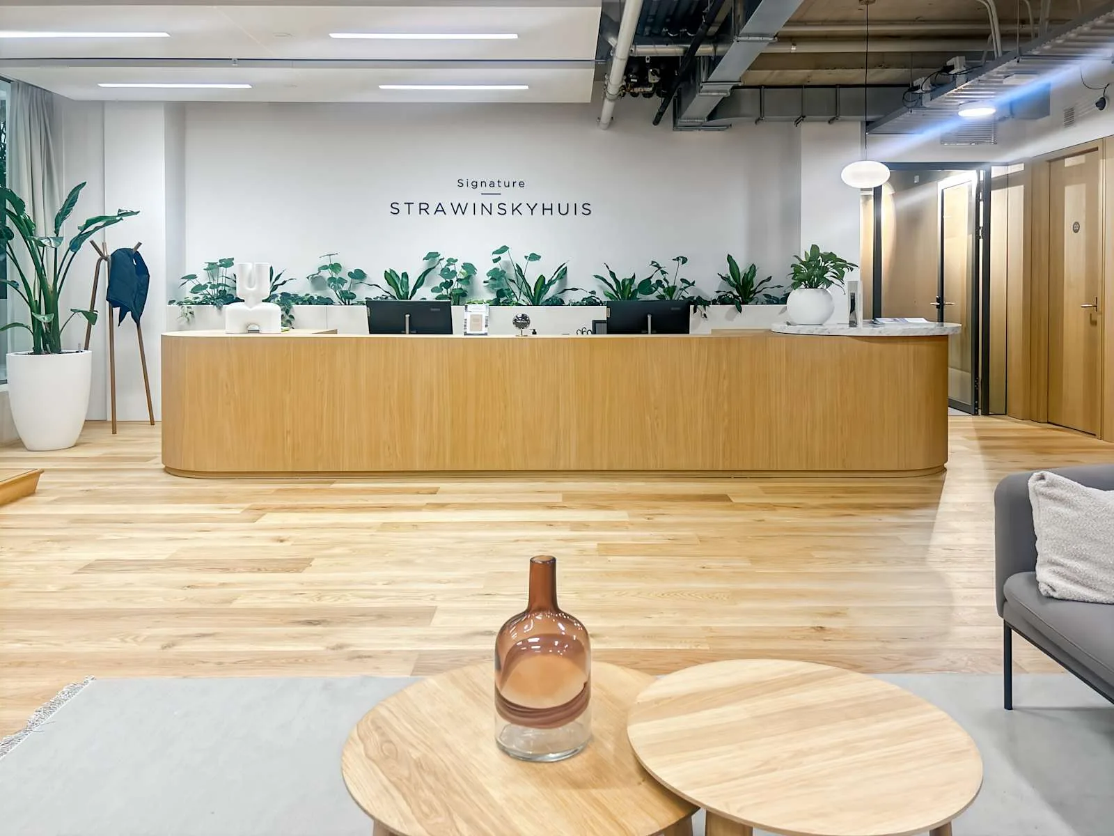 Signature Amsterdam, Strawinskyhuis, Reception, Amsterdam