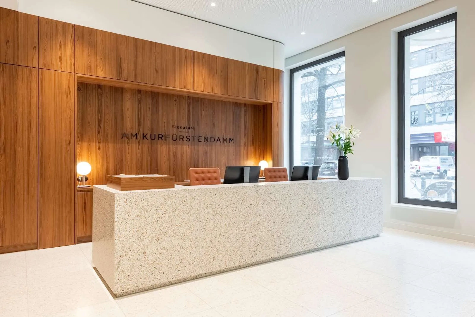 Signature BERLIN, SIGNATURE Kurfürstendamm, Empfang, Berlin