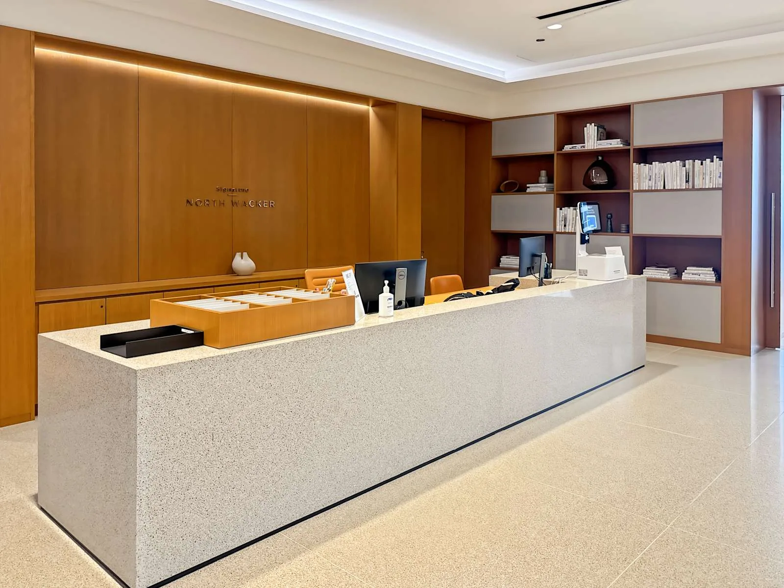 Signature IL, Chicago – 110 North Wacker Drive, Reception, Chicago, IL