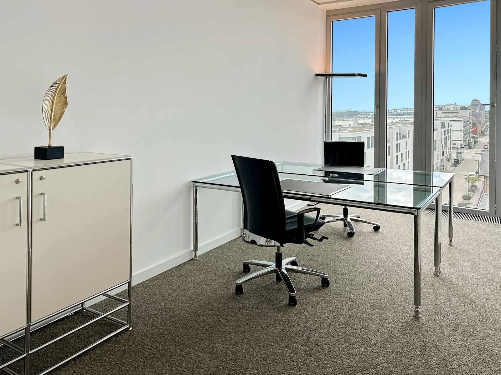 Signature COLOGNE, SIGNATURE Kranhaus Süd, Private office, 2 desks, Cologne