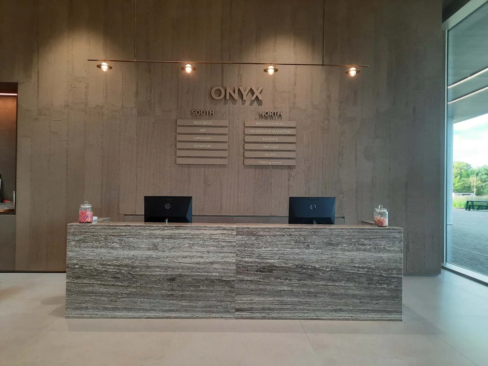 Signature, Diegem Park 7, Reception, Diegem