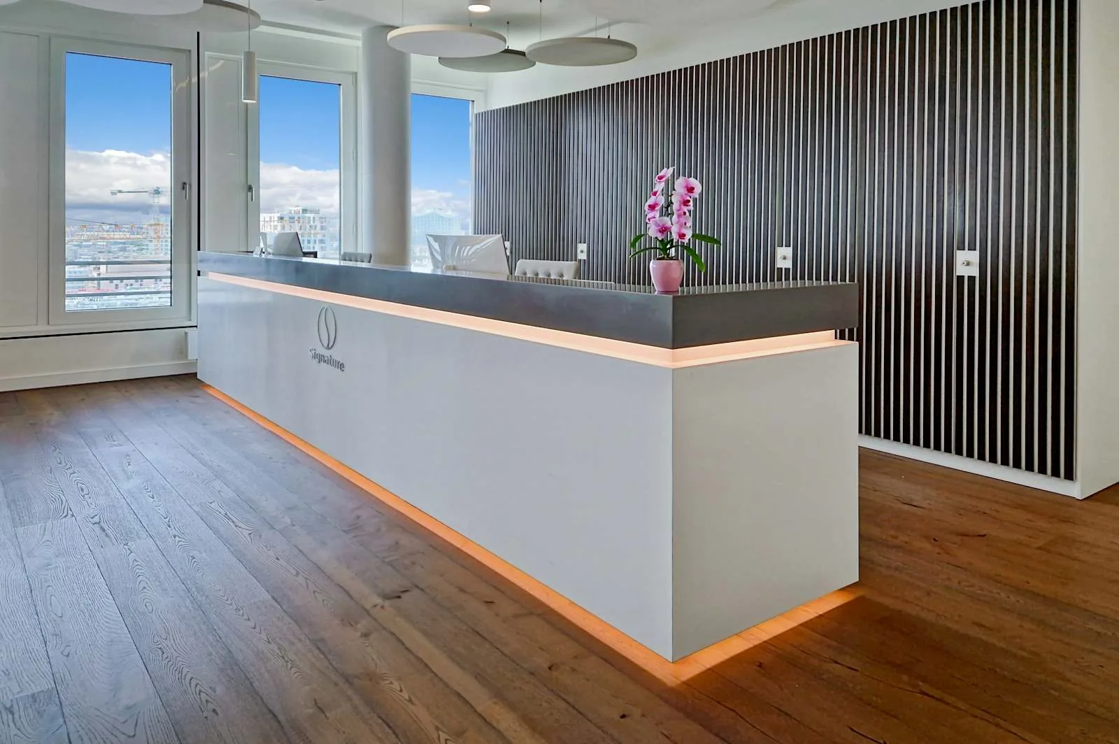 Signature HAMBURG, SIGNATURE HafenCity, Reception, Hamburg