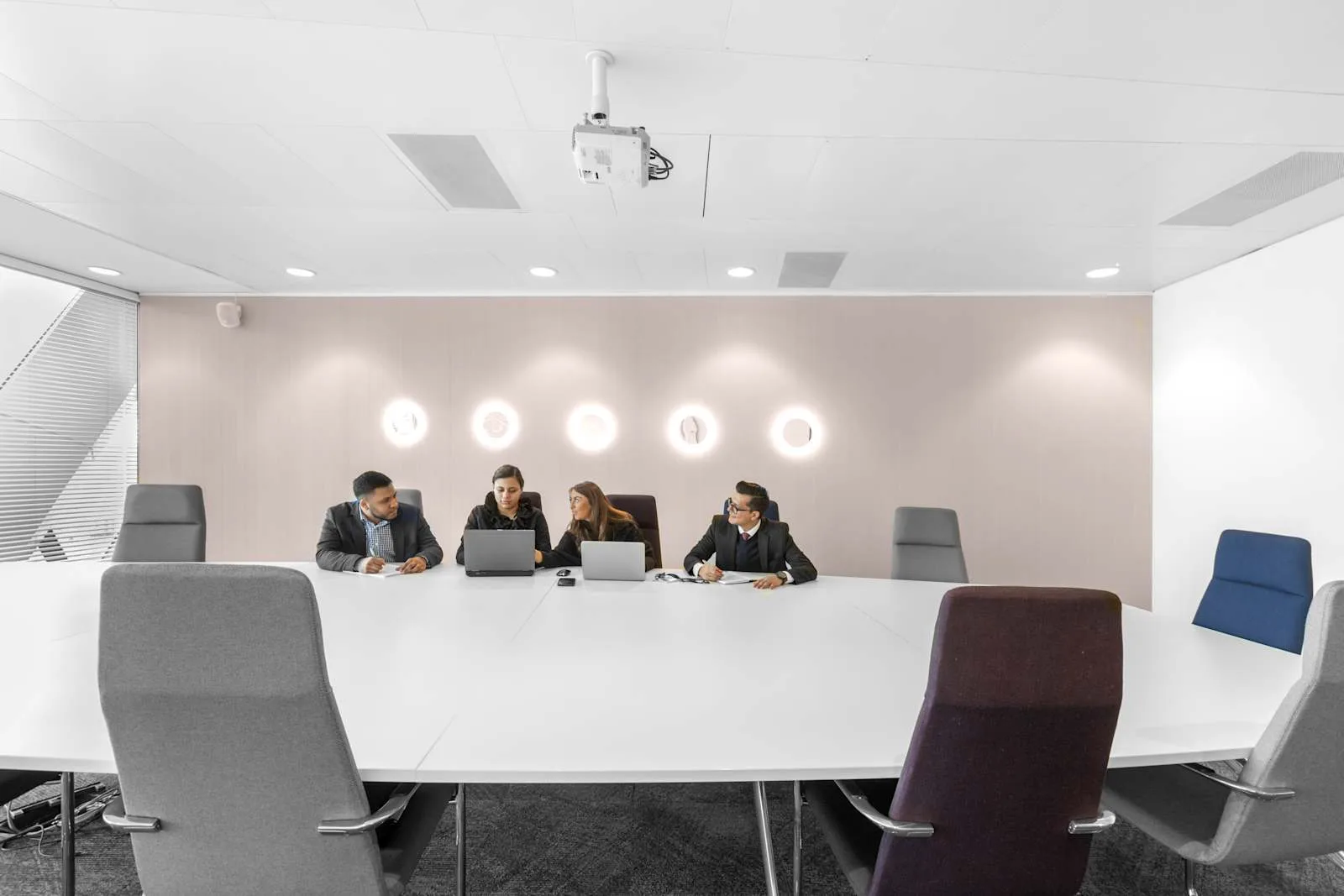 Signature LONDON, St Mary Axe 28th & 29th Floors, Meeting room for 11 people, London