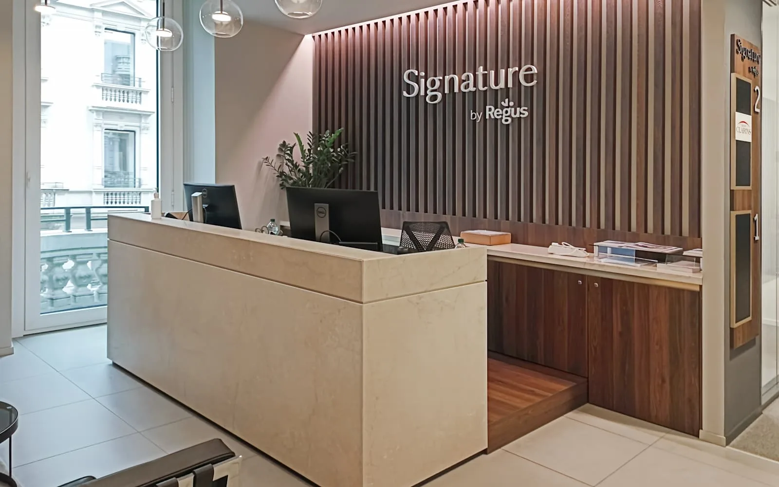 Signature MILAN, Signature Corso Italia, Reception, Milano