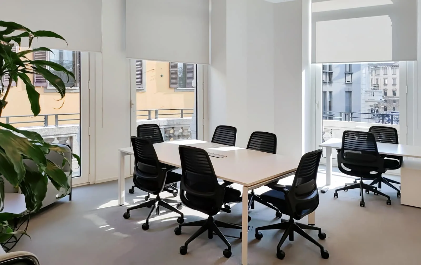 Signature MILAN, Signature Corso Italia, Ufficio privato con 9 postazioni, Milano
