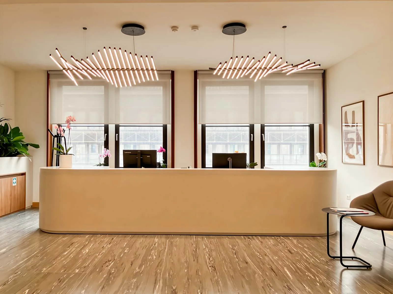 Signature Milan, Torre Velasca, Reception, Milan