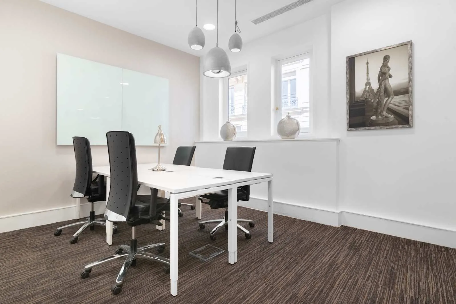 Signature Paris, Signature, 72 Faubourg St Honoré, Meeting room for 4 people, Paris 8e