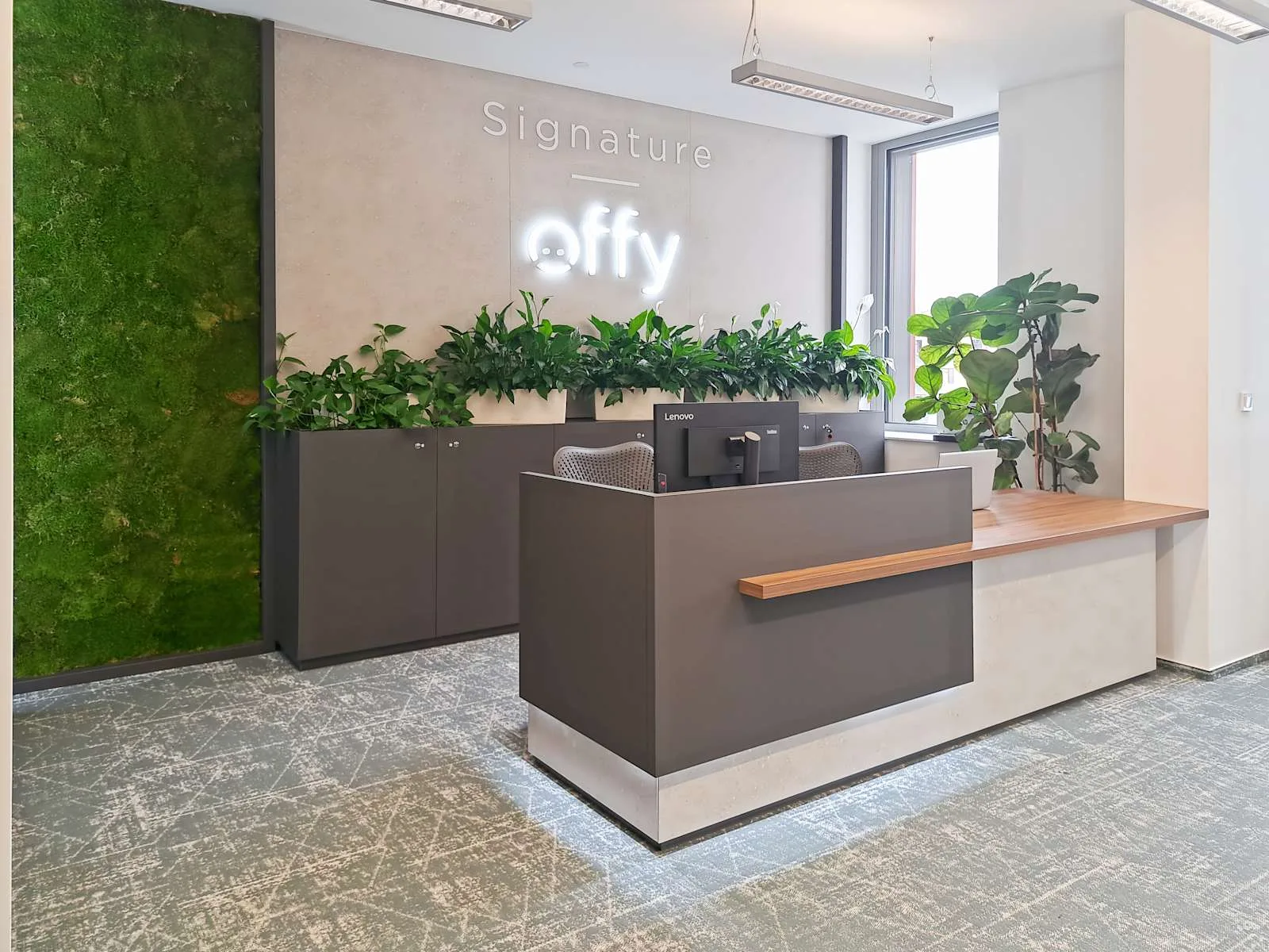 Signature Prague, Signature OFFY, Reception, Prague