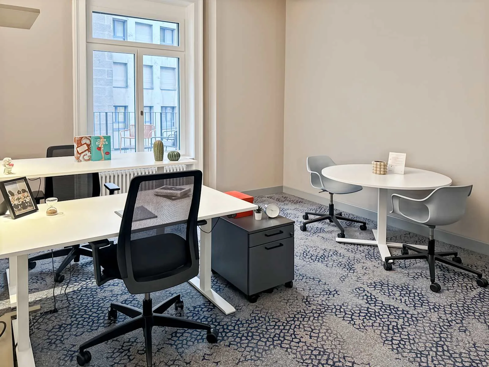 Signature ZURICH, Signature Bahnhofplatz, Private office, 2 desks, Zurich