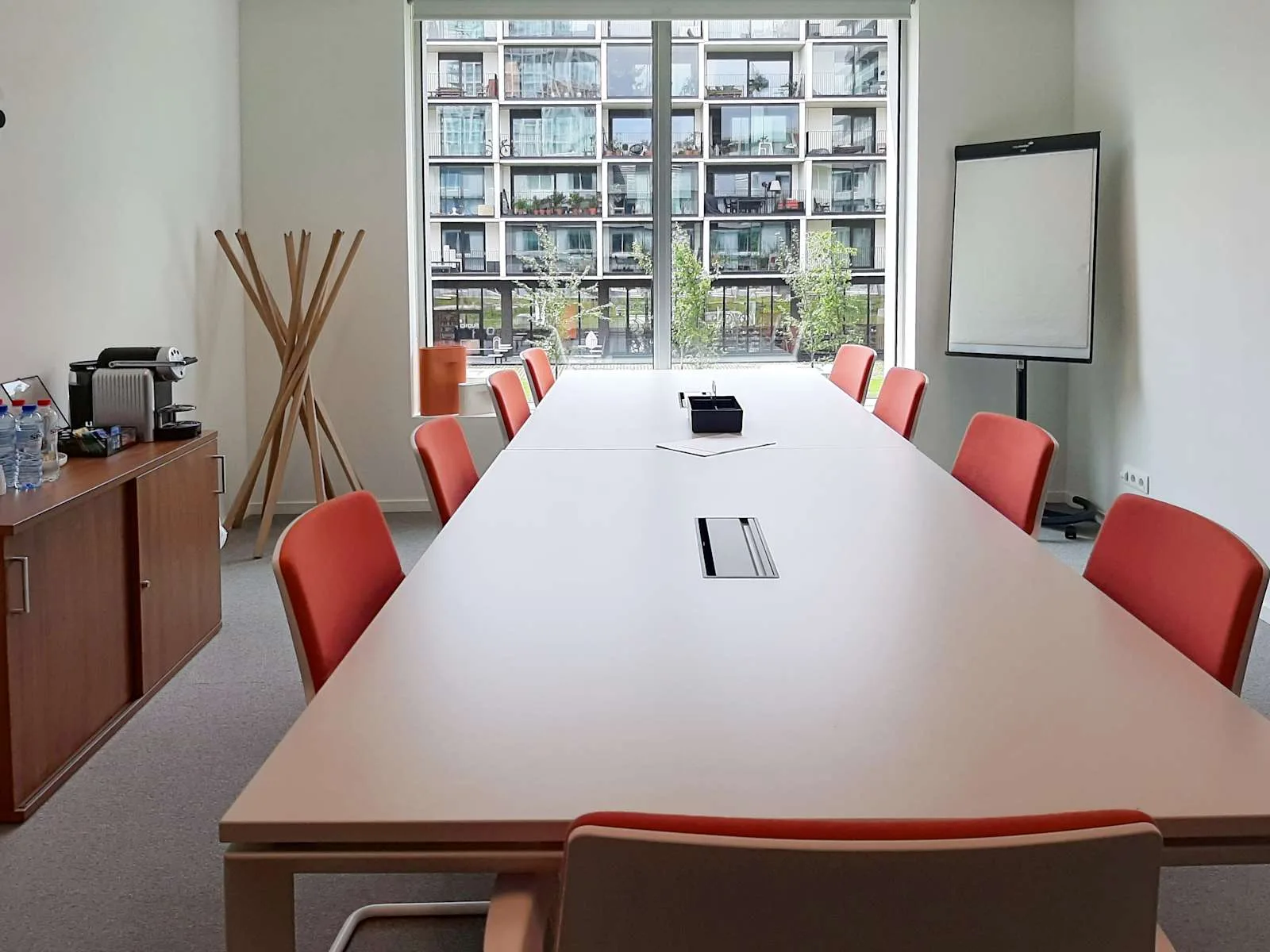 Spaces Antwerp, Spaces Nieuw Zuid, Vergaderruimte voor 10 personen, Antwerpen