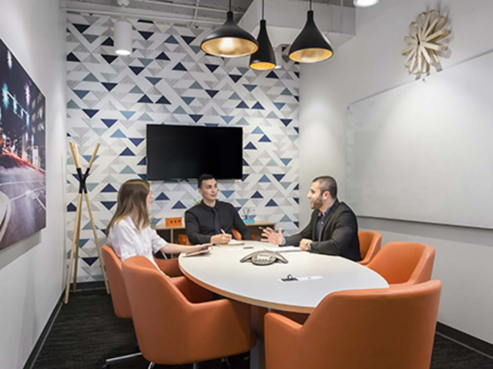 Spaces AZ, Phoenix - Spaces One Renaissance Tower, Meeting room for 6 people, Phoenix, AZ