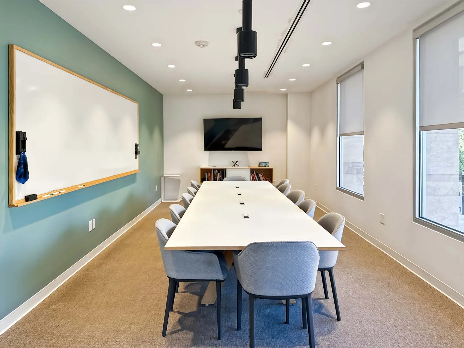 Spaces AZ, Scottsdale - Scottsdale Quarter, Meeting room for 12 people, Scottsdale, AZ