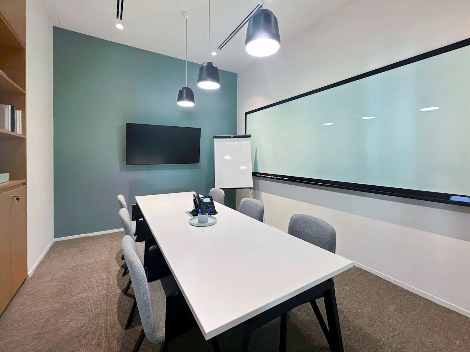 Spaces BANGKOK, SPACES Phahon 19, Meeting room for 6 people, Bangkok