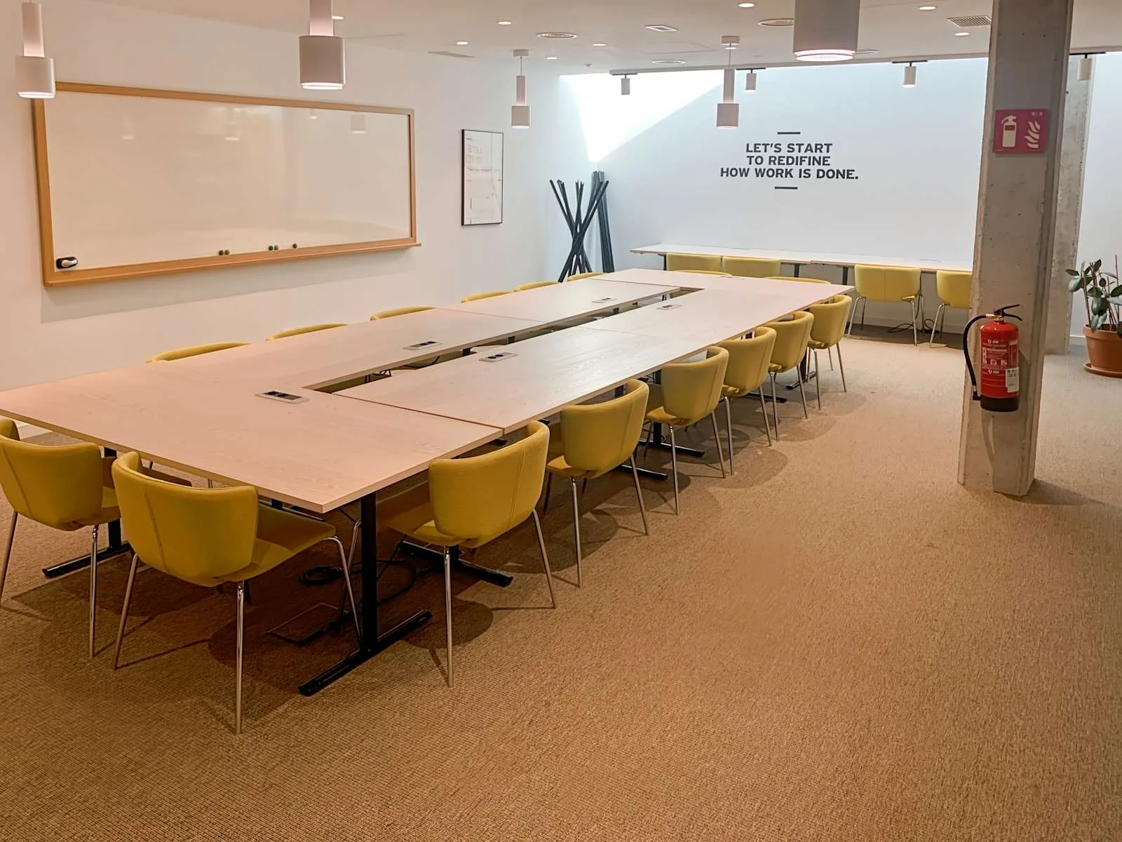 Spaces Barcelona, Spaces Passatge Mas de Roda, Sala de reuniones para 14 personas, Barcelona