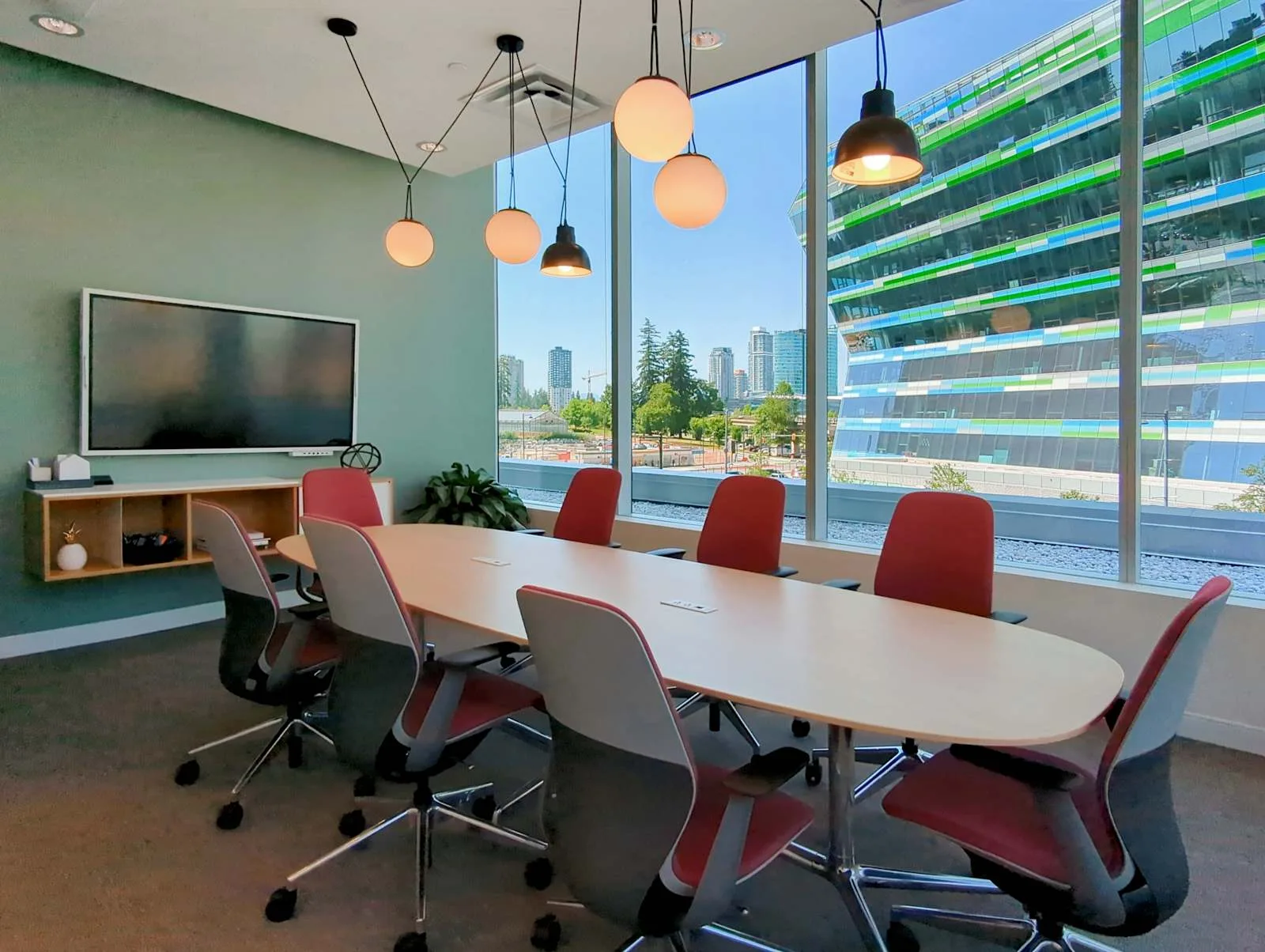 Spaces BC, Surrey - Spaces King George Hub, Meeting room for 9 people, Surrey, BC