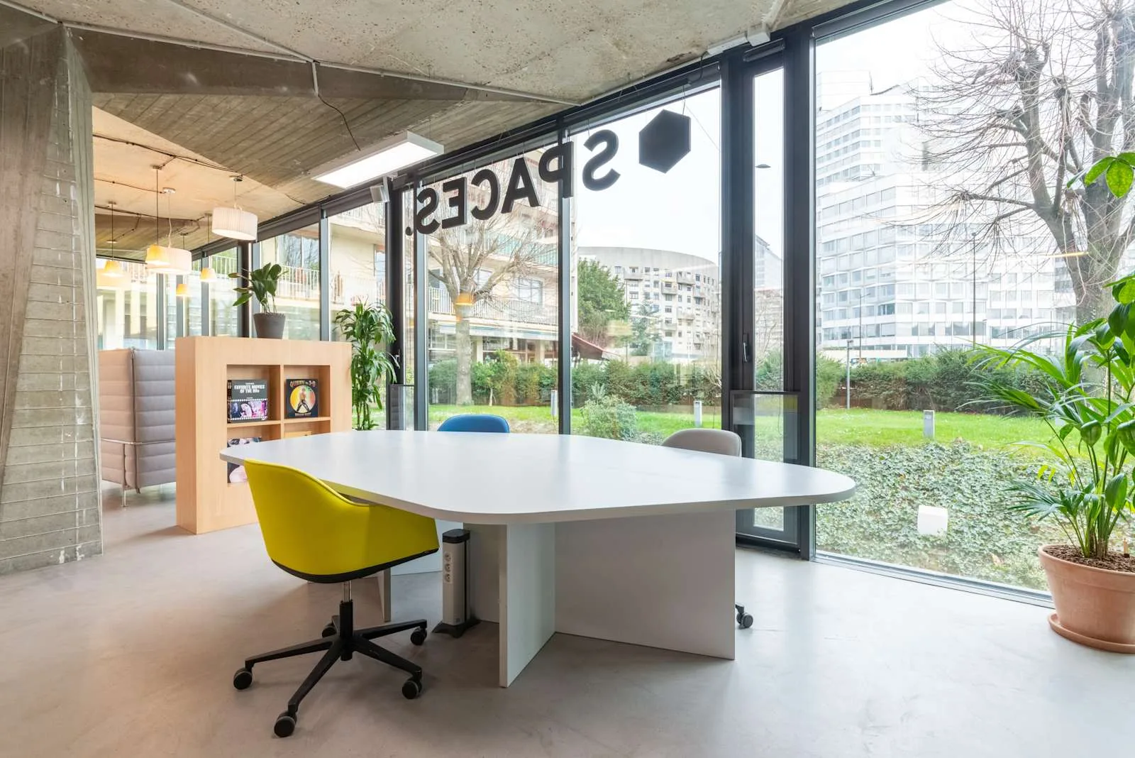 Spaces BOULOGNE-BILLANCOURT, Pont de Sèvres, Meeting room for 3 people, Boulogne-Billancourt