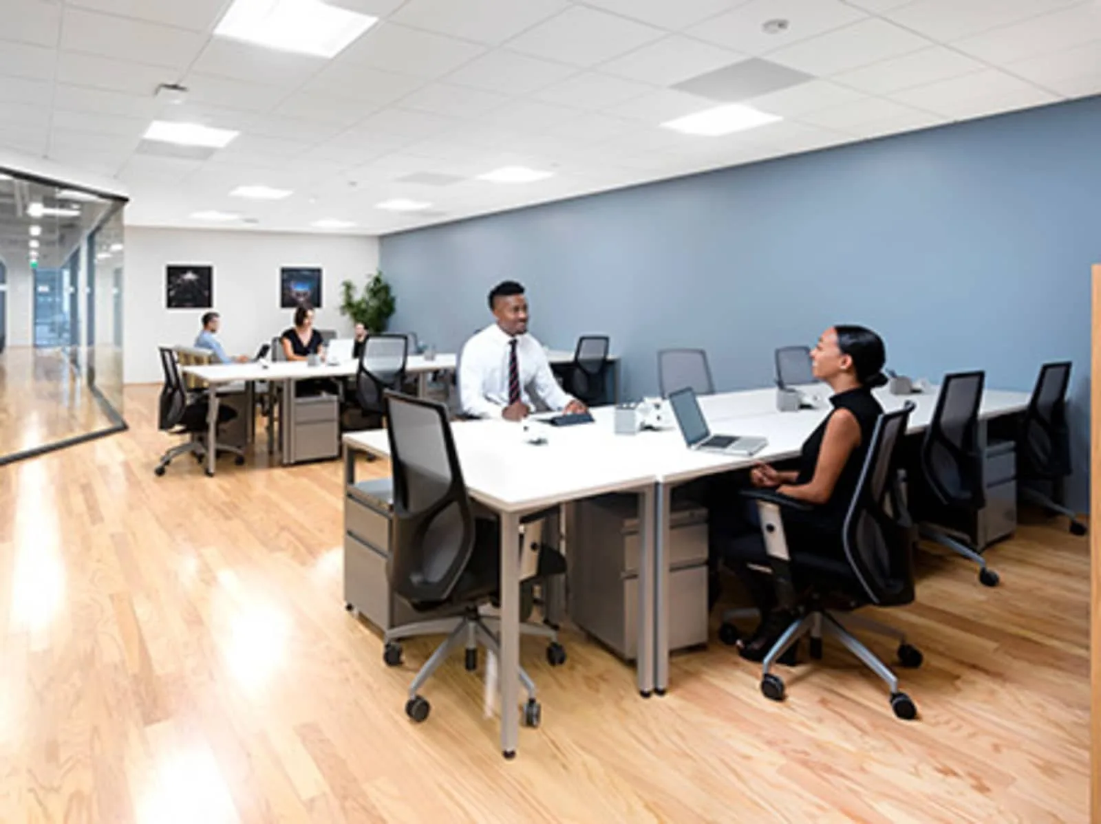 Spaces CA, Los Angeles - Spaces City National Plaza, Open-plan office, Los Angeles, CA