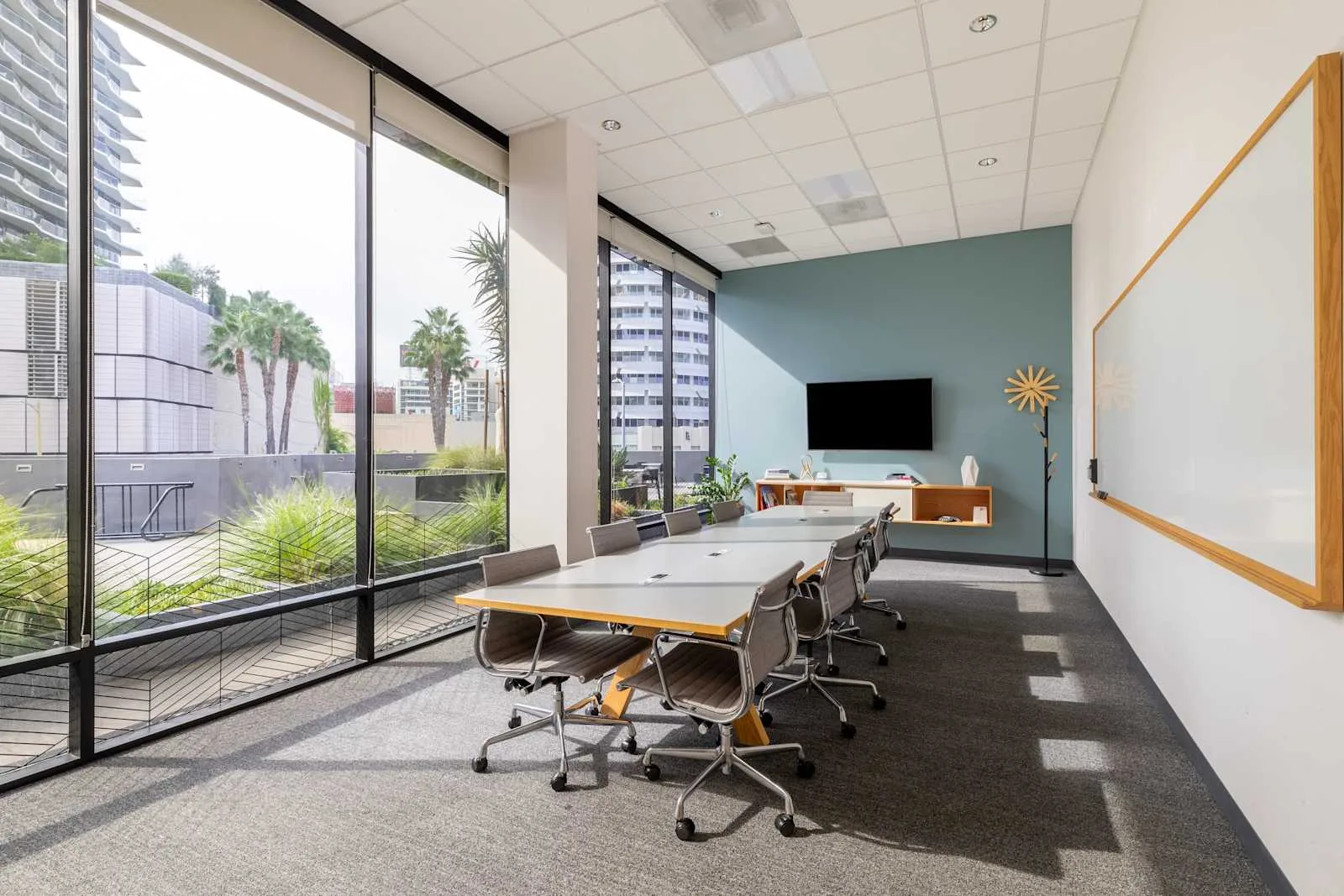 Spaces CA, Los Angeles - Spaces Hollywood, Meeting room for 10 people, Los Angeles, CA